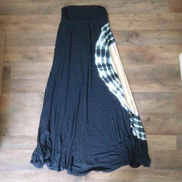 Boho Maxi Skirtdress In navy and nude - Picture 2 of 4